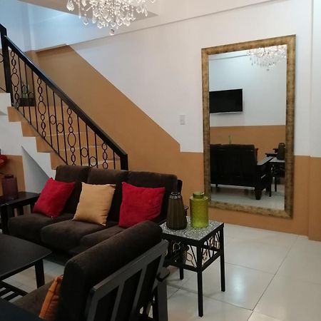 Jil's Apartelle Tagaytay City Extérieur photo