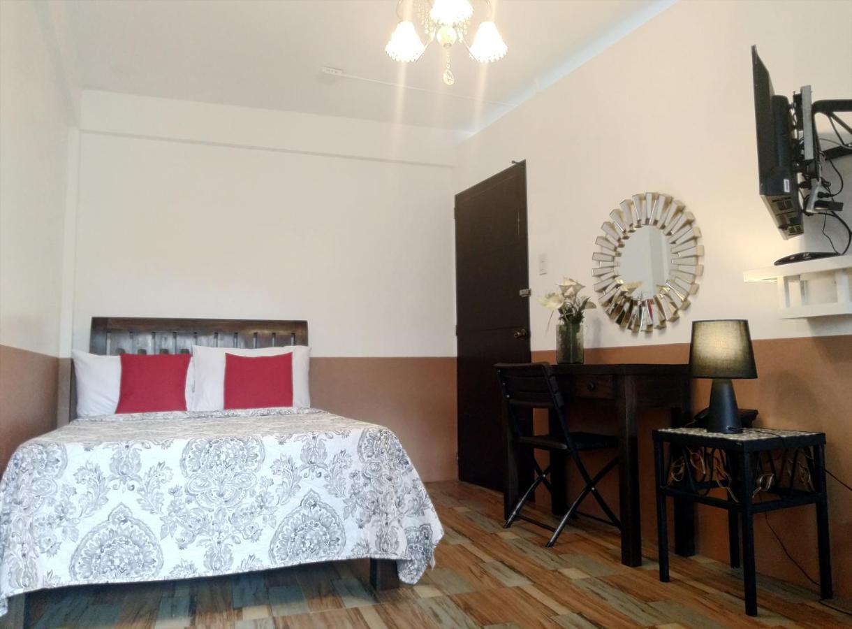 Jil's Apartelle Tagaytay City Extérieur photo